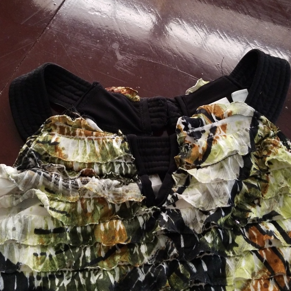 CATO sleeveless top. - Picture 4 of 4